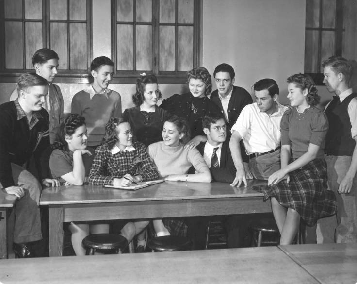 Richards_Studio_D93873