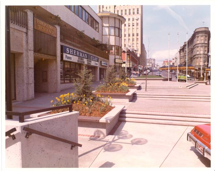 90214_BROADWAY_TACOMA_BU12578_date_unknown